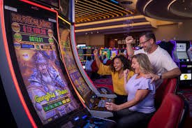 Lucky Neko live dealer slot game interface on galand4d showing spinning reels and betting controls